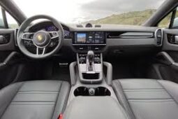 
										2020 PORSCHE CAYENNE COUPE full									